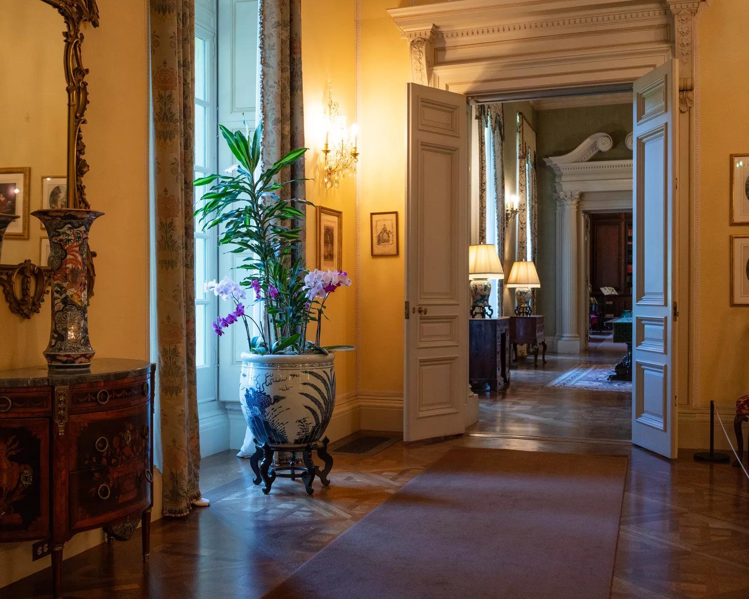 The hallway of the Filoli Historic House & Garden in San Mateo, California on May 10, 2024. Photo by Dominic Bracco II / Prime