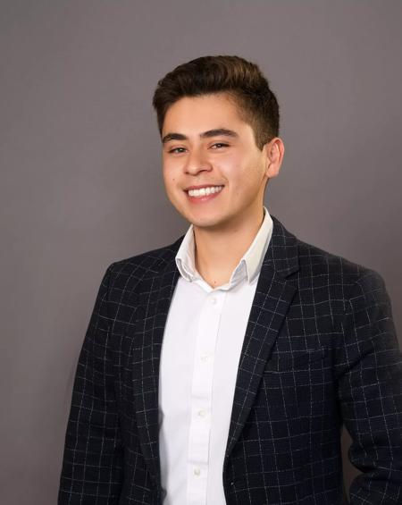 Headshot of Xavier Roque