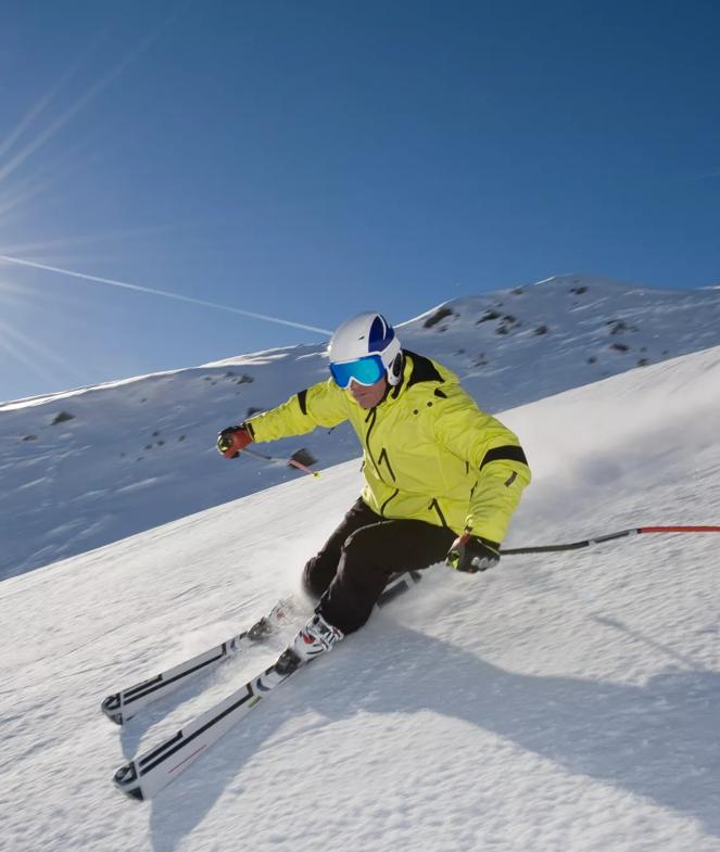 Photo used for IPW Bear. Skiing  in the downhill position.